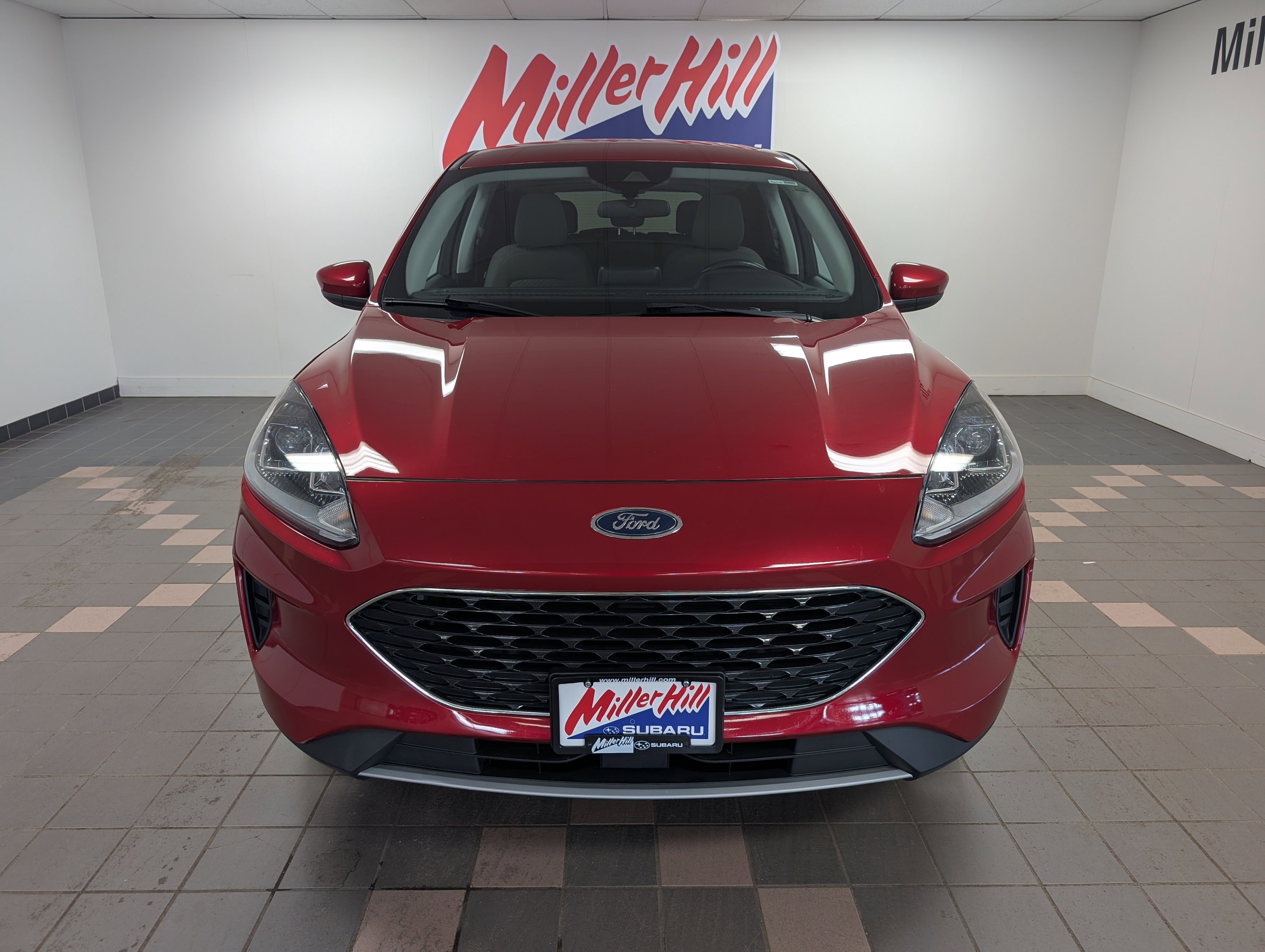 2021 Ford Escape SE photo 3