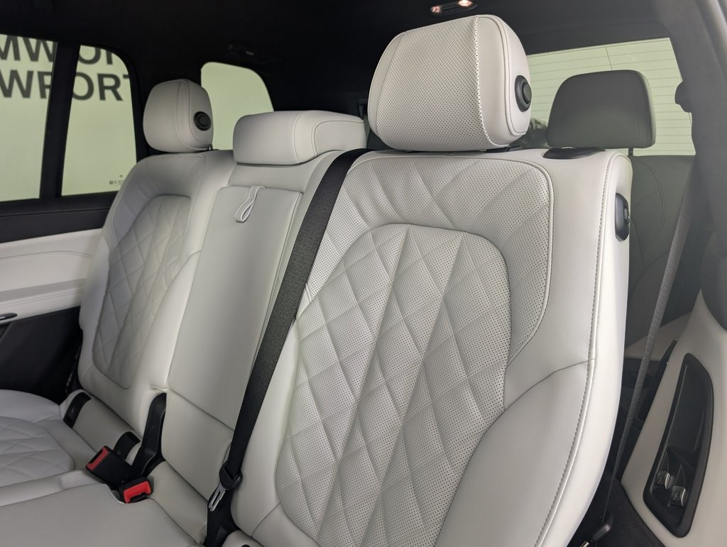 2026 Bmw X7 xDrive40i photo 15