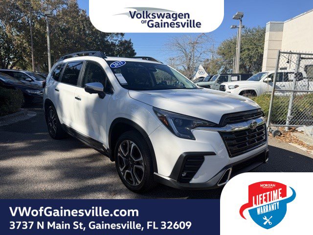 2023 Subaru Ascent Touring's photo