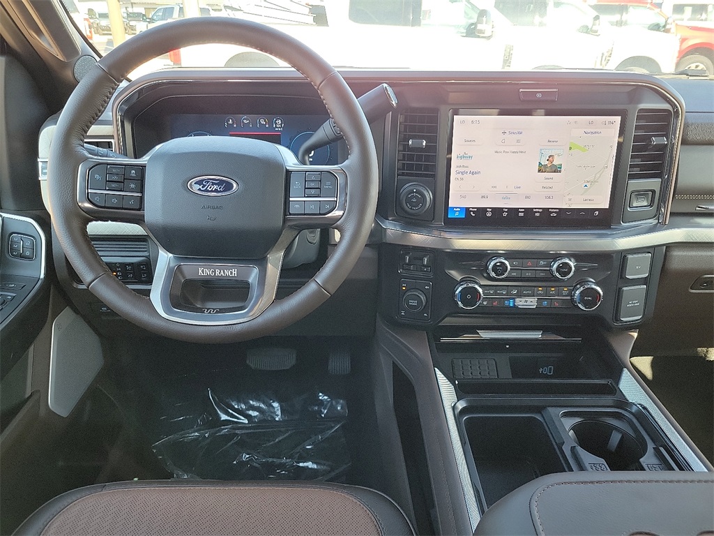 2025 Ford F-250 photo 16