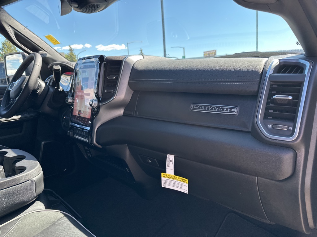 2025 Ram 2500 Laramie photo 40
