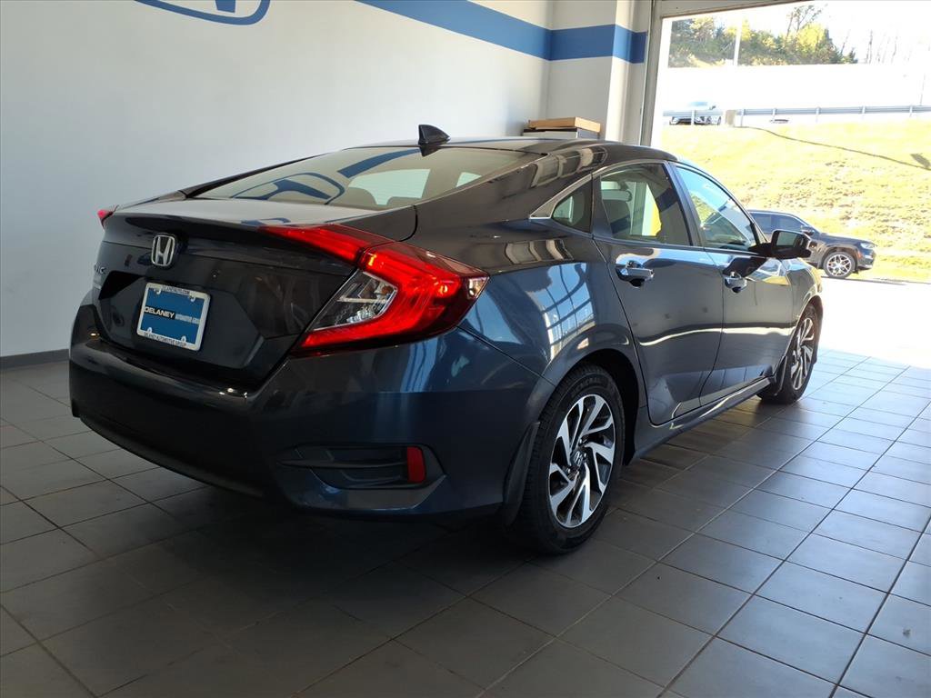 2017 Honda Civic EX photo 4