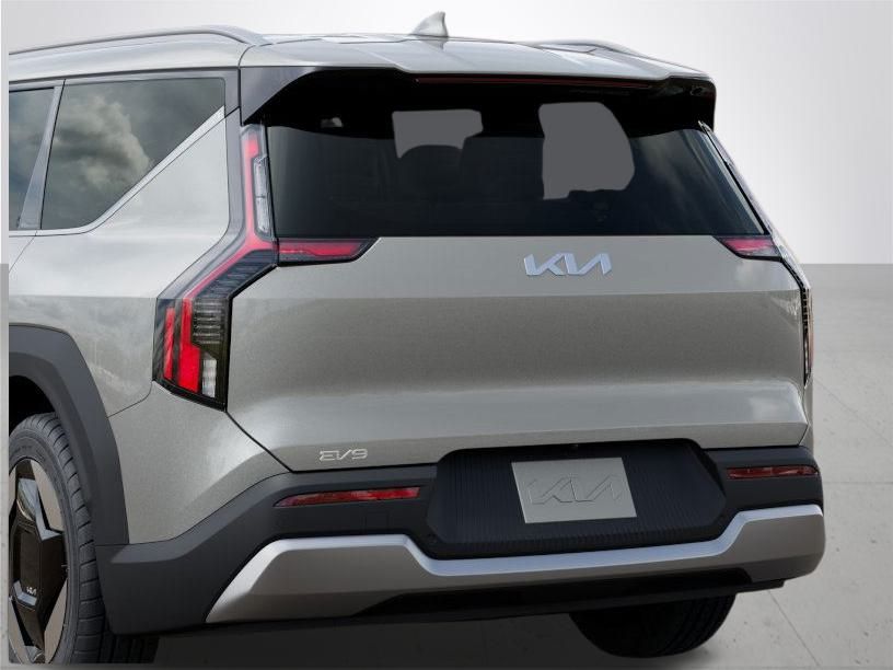 2026 Kia EV9 Wind photo 13