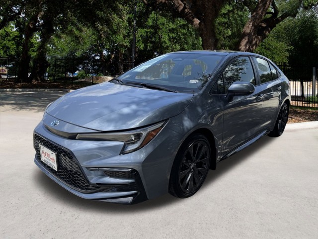 Pre-Owned 2025 Toyota Corolla Hybrid SE FWD 4dr Car