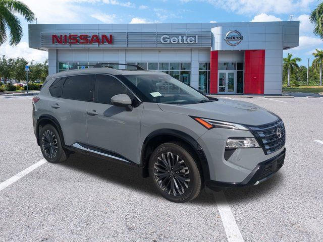 2025 Nissan Rogue Platinum photo 3