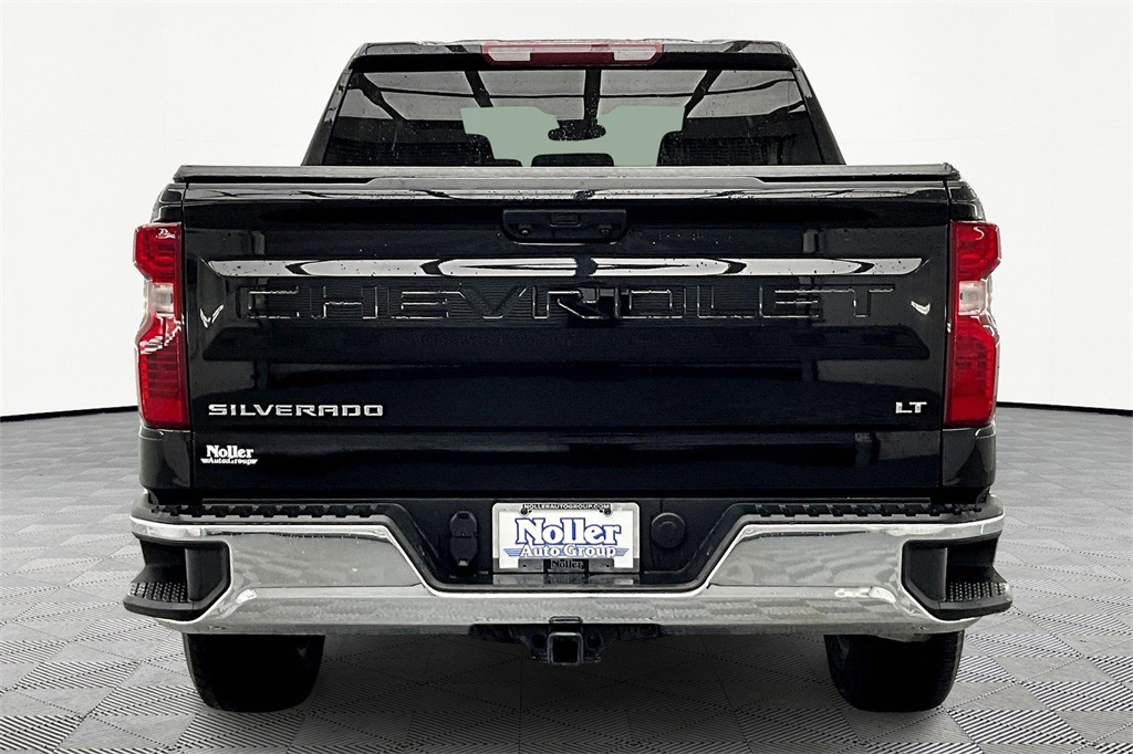 2022 Chevrolet Silverado 1500 LT photo 4