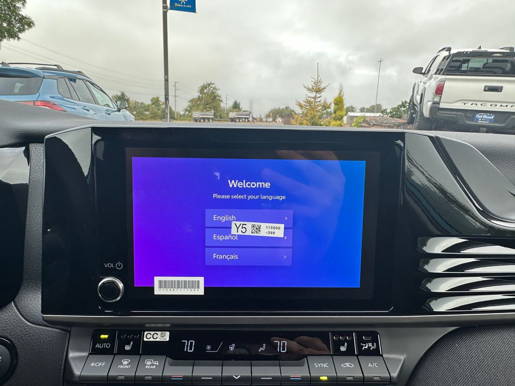 2026 Toyota Camry SE photo 16