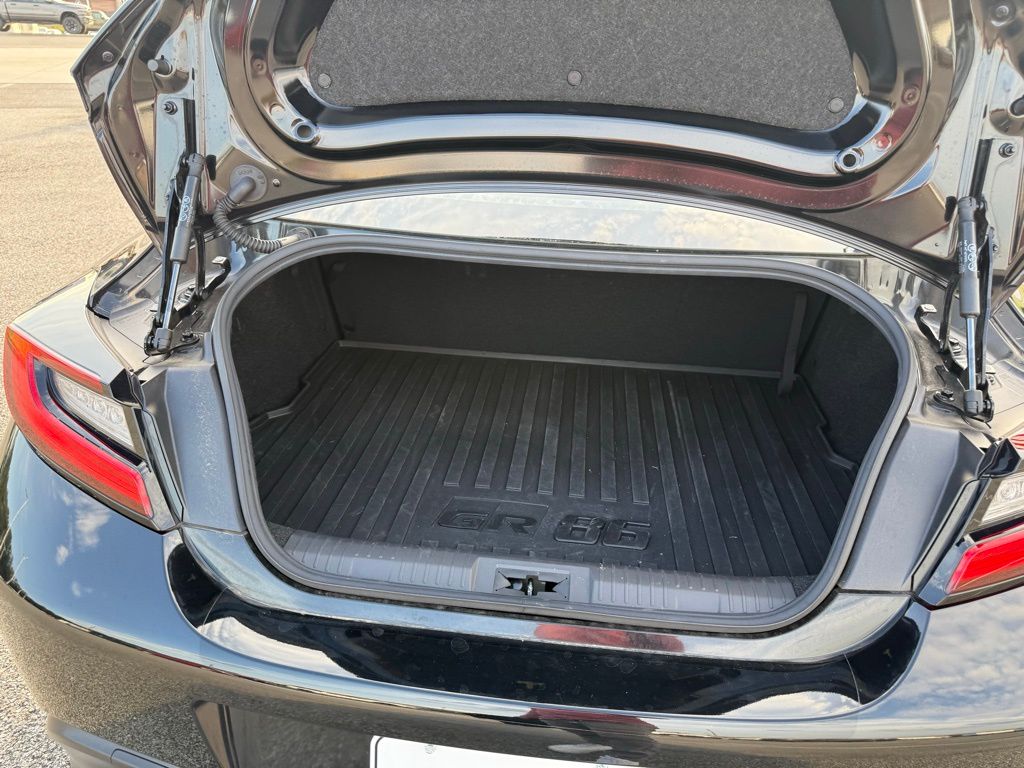 2023 Toyota GR86 Premium photo 22