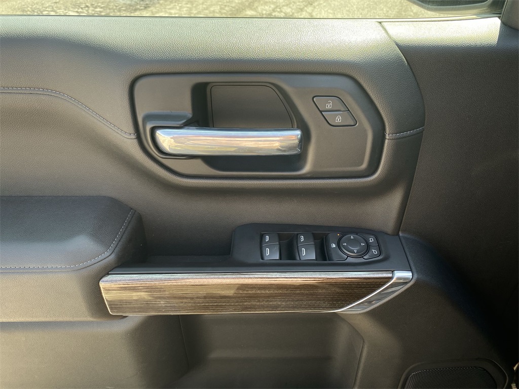 2022 Chevrolet Silverado 1500 LT photo 15