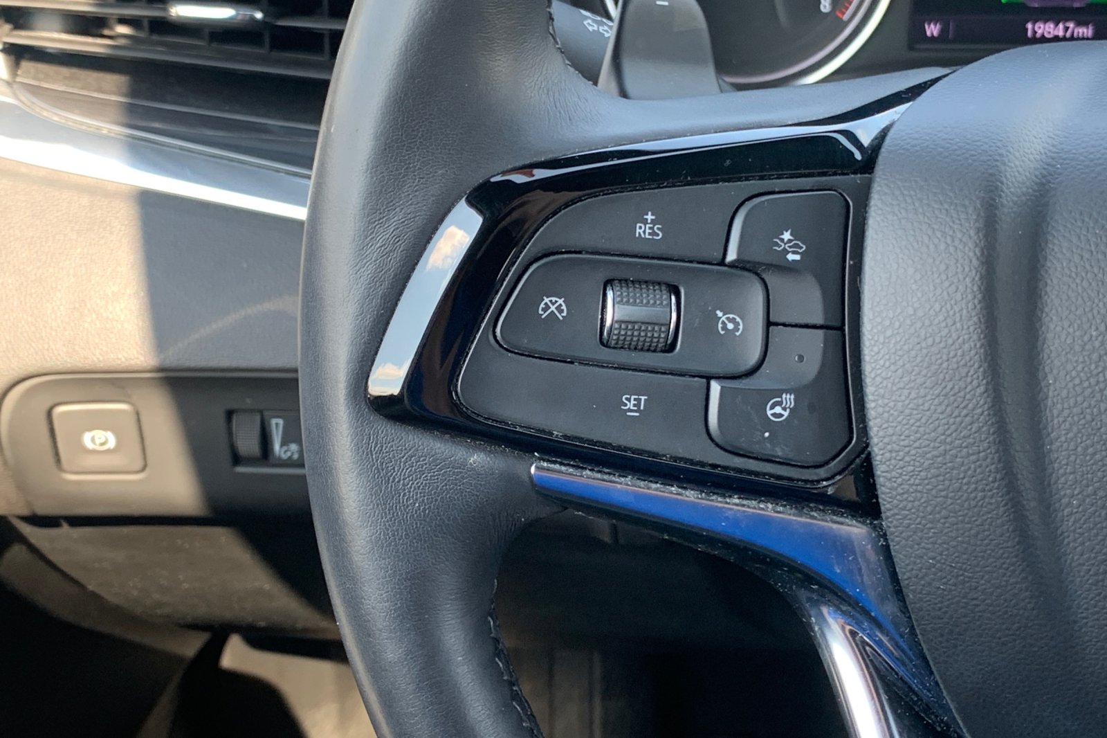 2023 Buick Enclave Essence photo 29