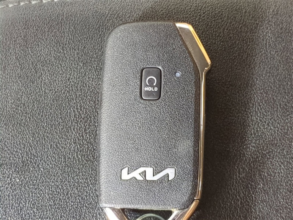 2024 Kia Seltos EX photo 24