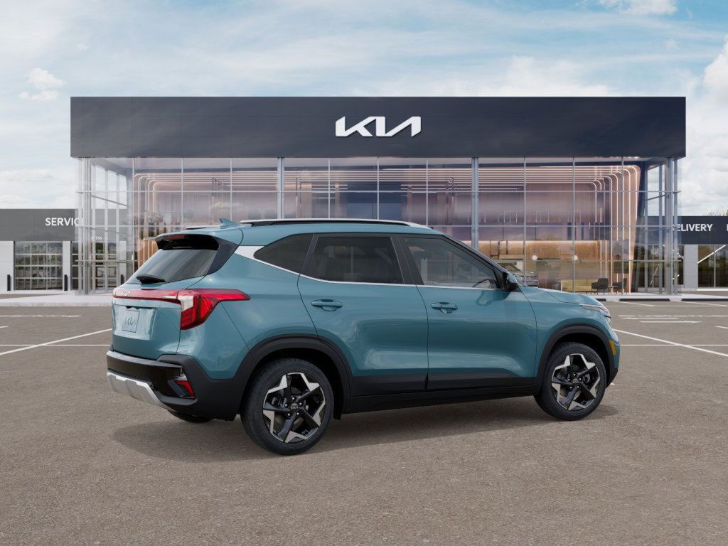 2026 Kia Seltos EX photo 6