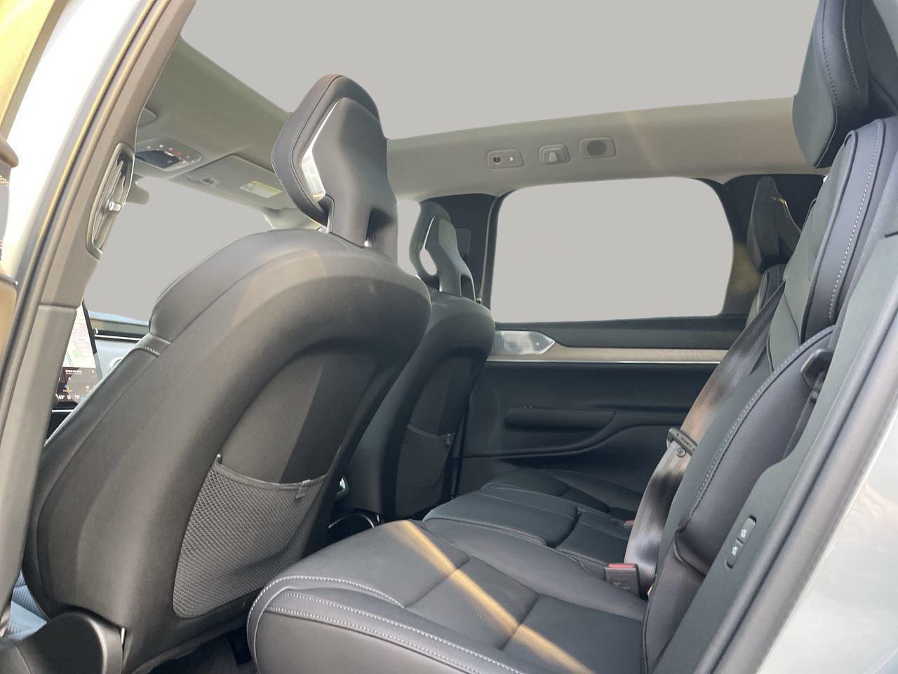2025 Volvo EX90 Twin Motor Performance Ultra photo 13