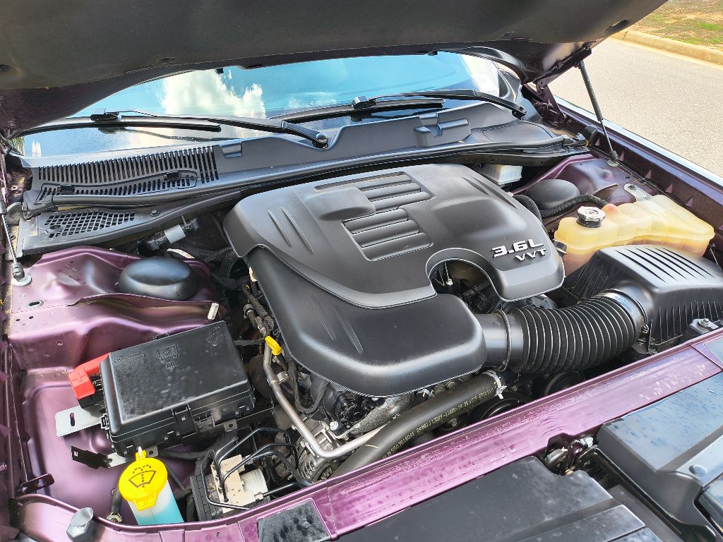 2022 Dodge Challenger SXT photo 24