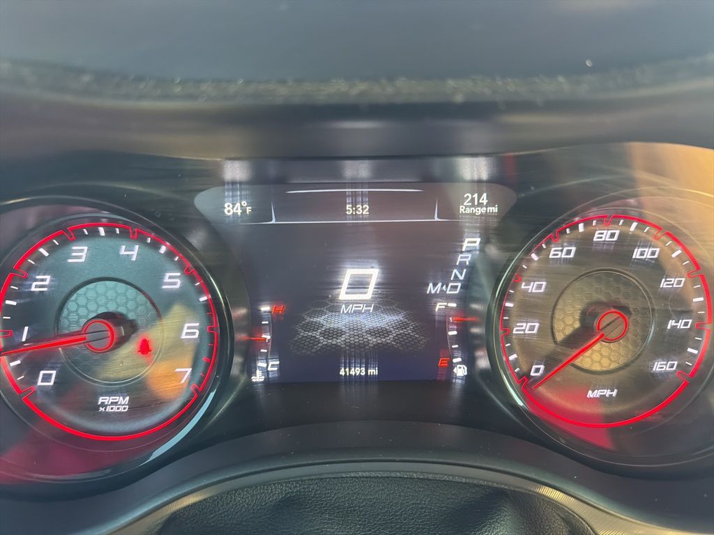 2023 Dodge Charger R/T photo 18