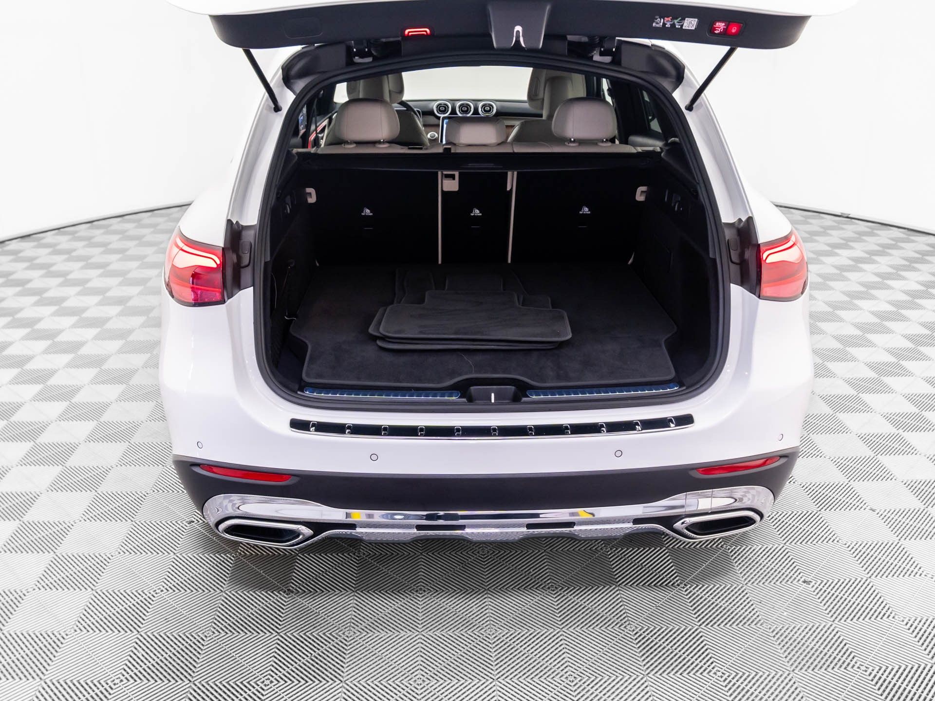 2025 Mercedes Benz GLC 350e 4MATIC photo 27