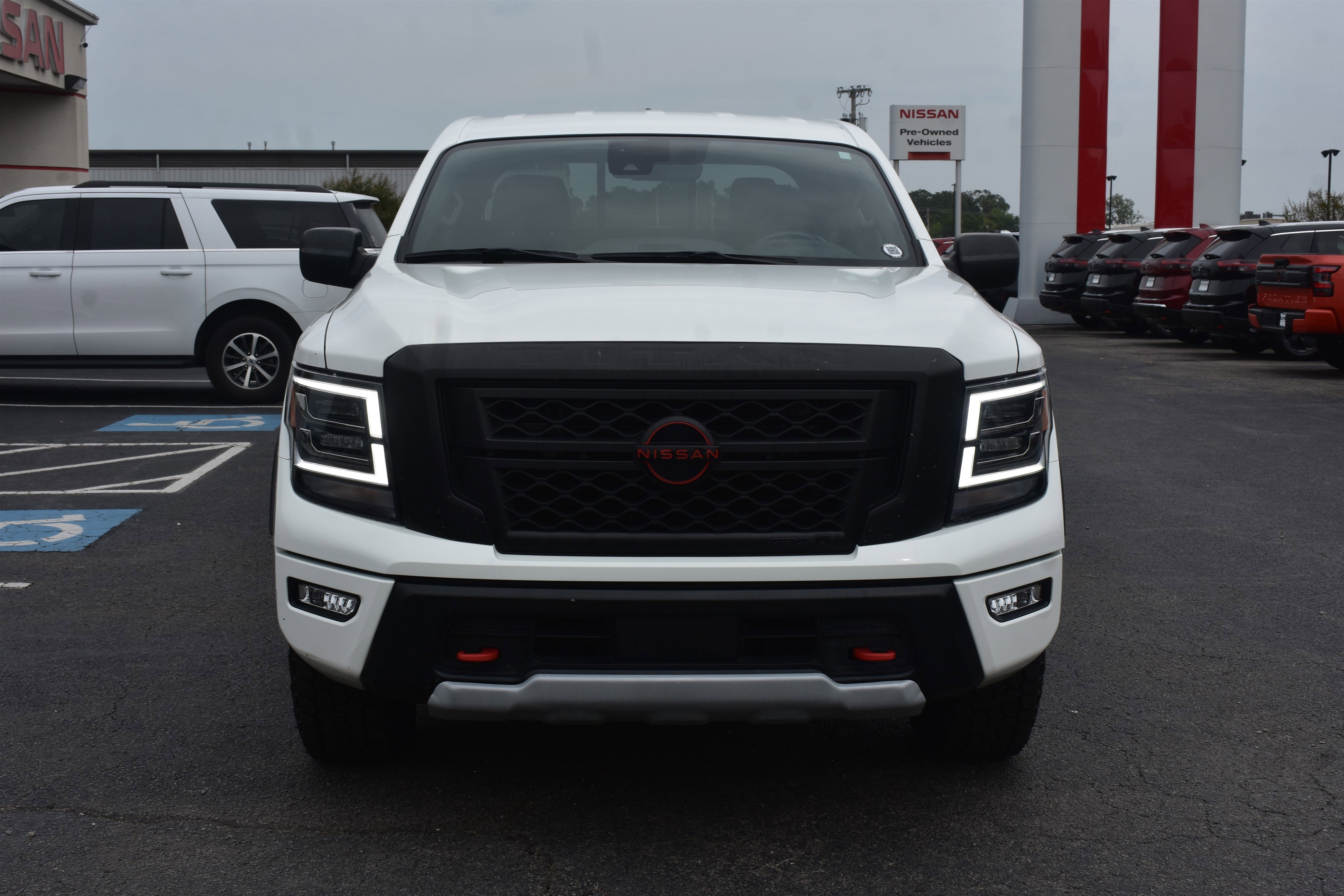 Used 2023 Nissan Titan PRO-4X with VIN 1N6AA1EDXPN111846 for sale in Little Rock