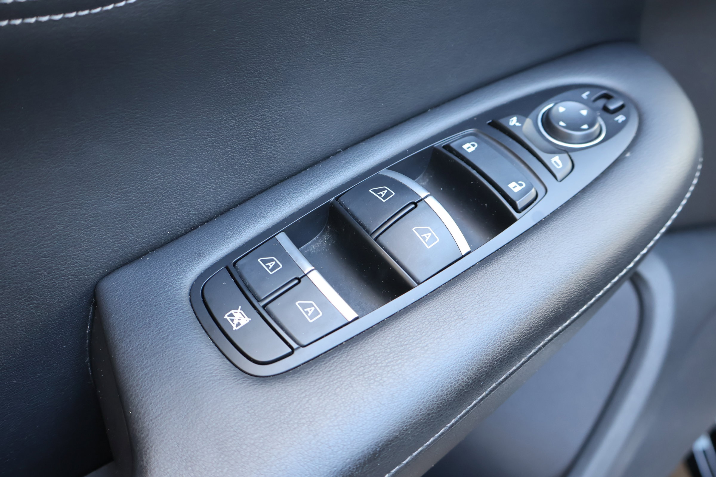 2024 Infiniti QX55 Luxe photo 15