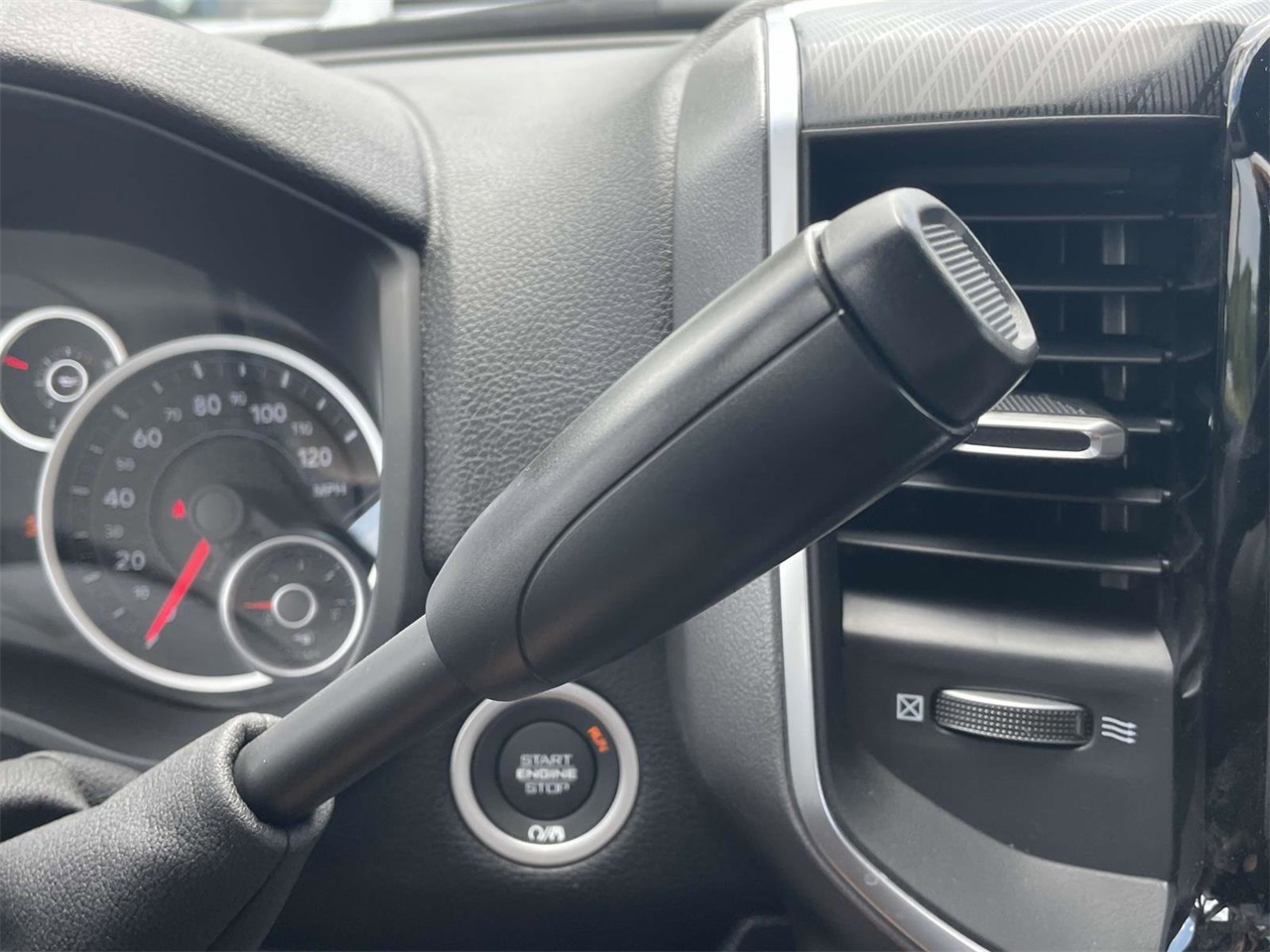 2025 Ram 2500 Big Horn photo 19