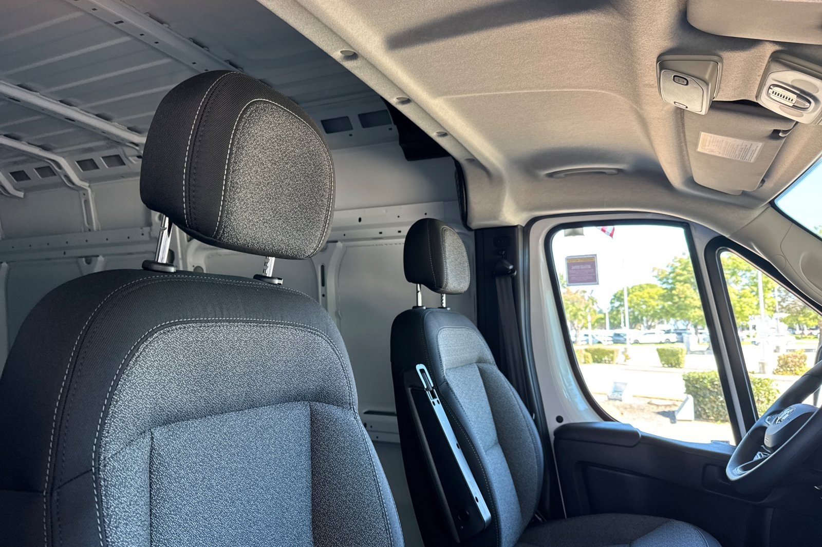 2026 Ram ProMaster 2500 photo 11
