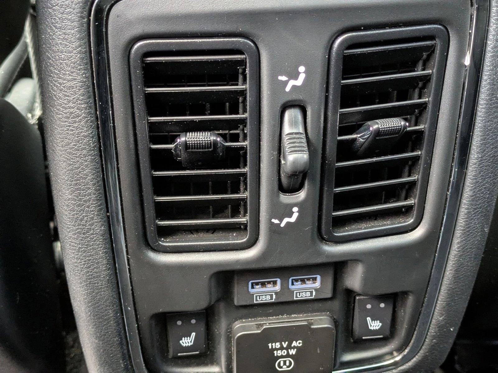 2020 Jeep Grand Cherokee Limited photo 2