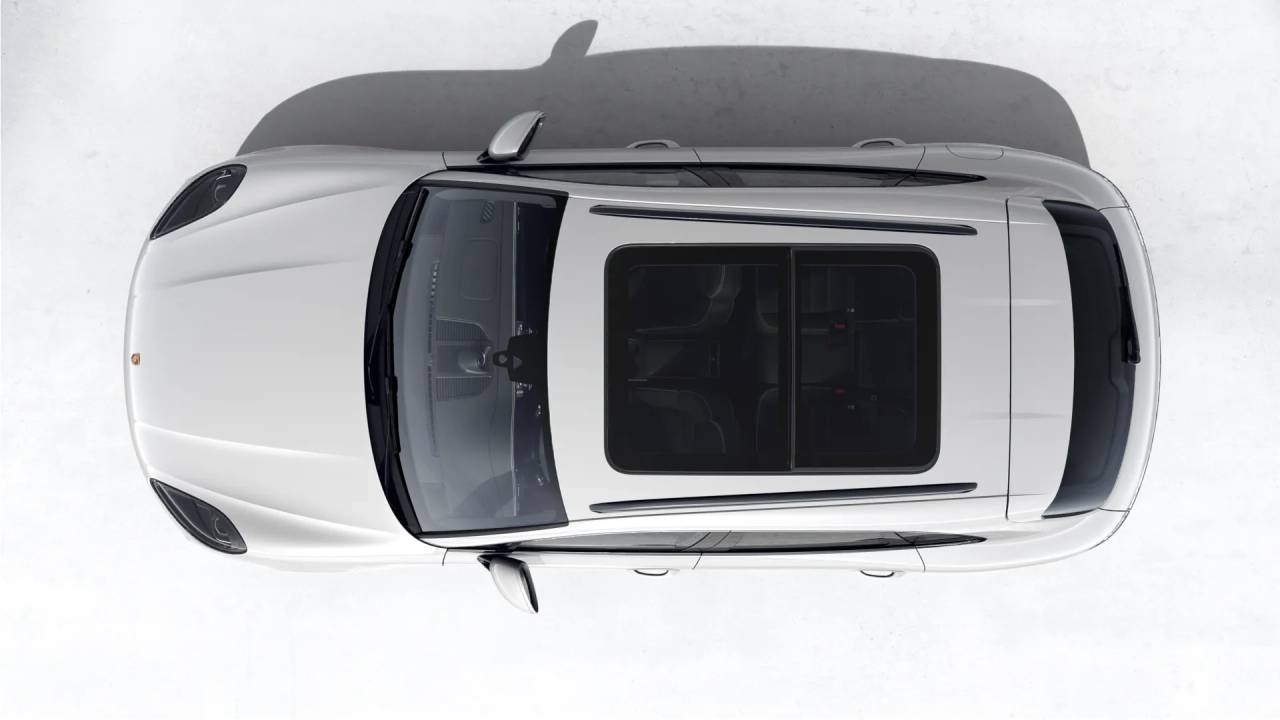 2026 Porsche Macan T photo 6