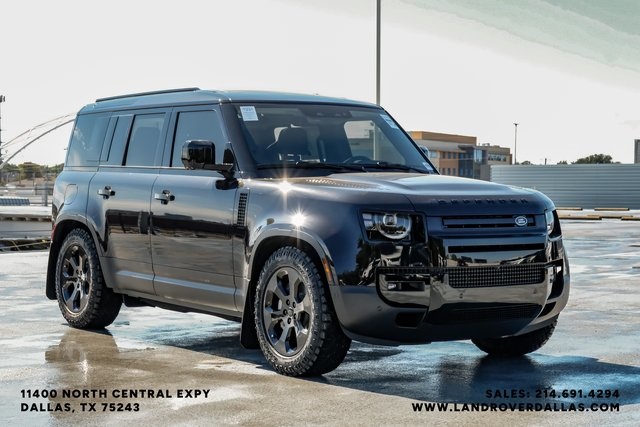 2026 Land Rover Defender 110 S photo 4