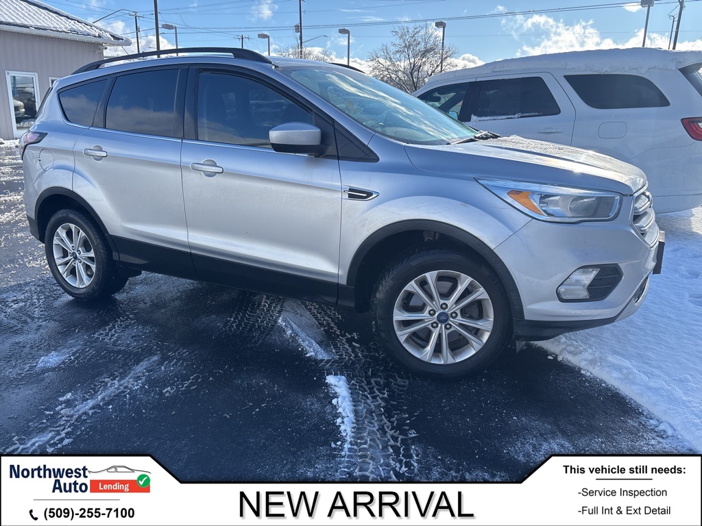2018 Ford Escape SE's photo