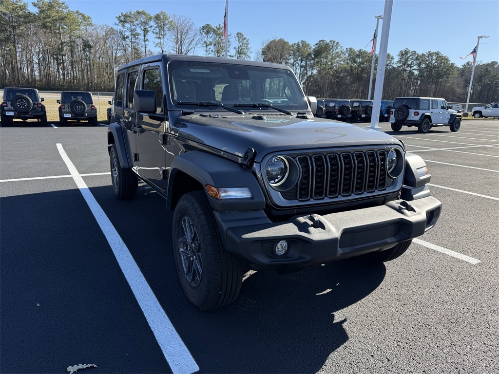 2025 Jeep Wrangler 4-Door Sport S's photo