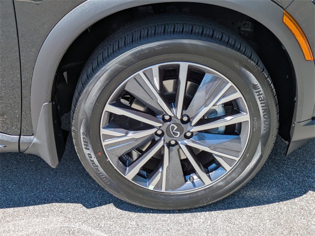 2026 Infiniti QX60 Luxe photo 10