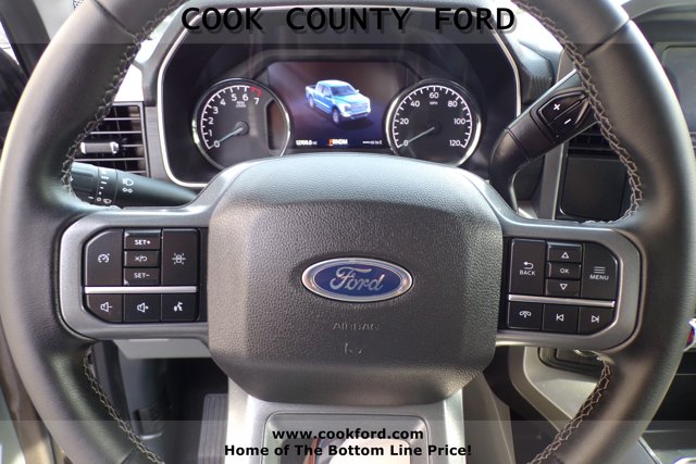 2023 Ford F-150 XLT photo 2