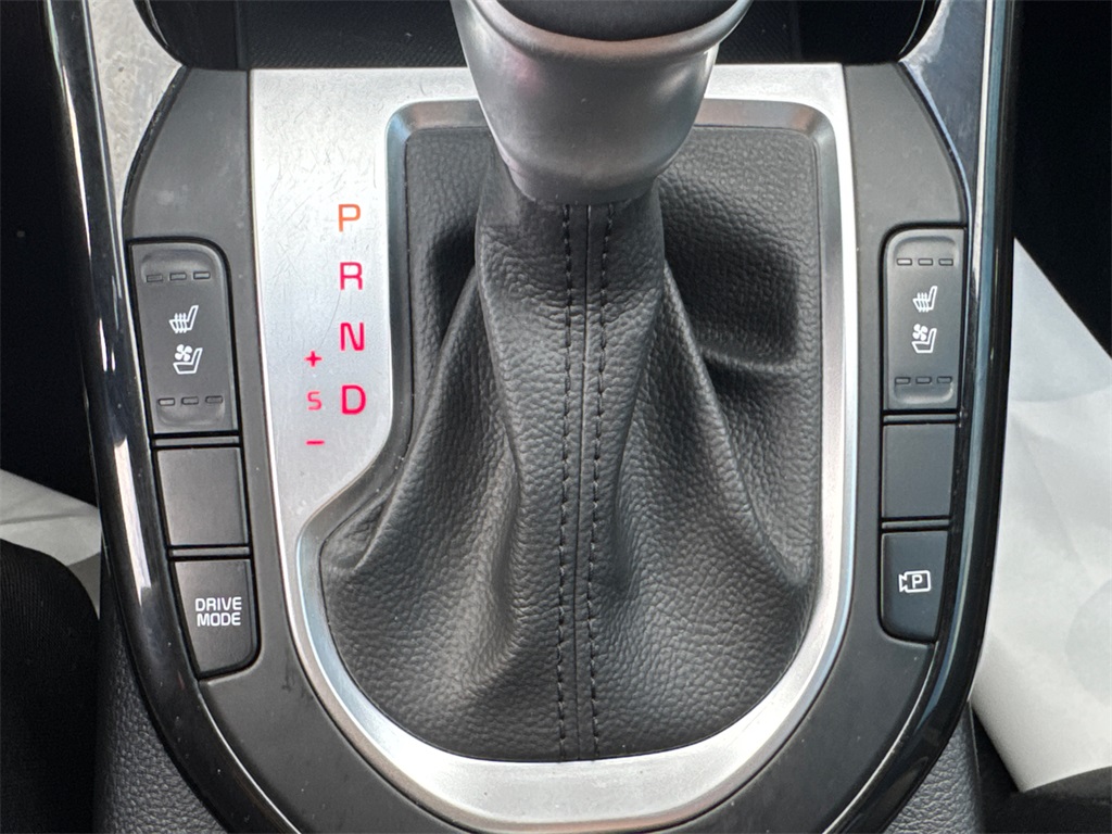 2023 Kia Forte GT-Line photo 29