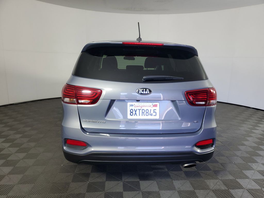 2020 Kia Sorento LX photo 4