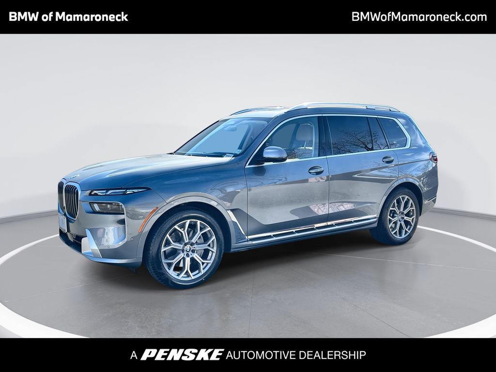 2024 BMW X7 40i's photo