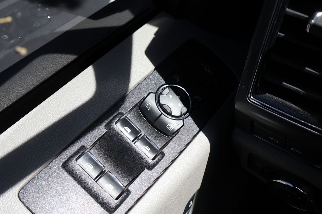 2021 Ford F-250 photo 31