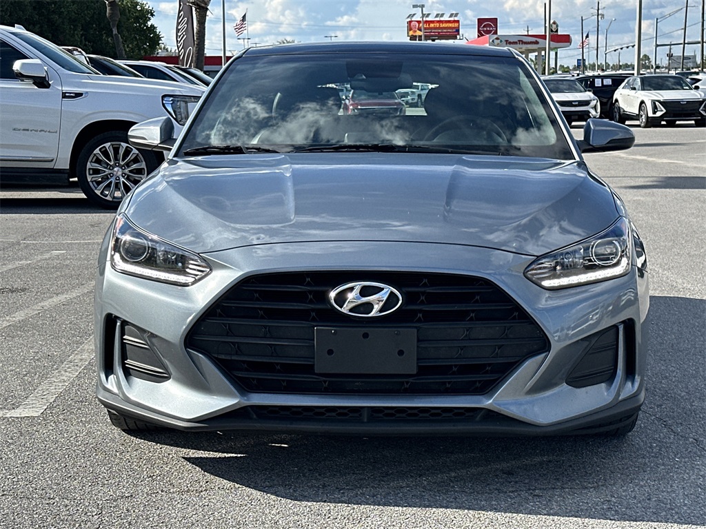 2021 Hyundai Veloster 2.0L Premium photo 3