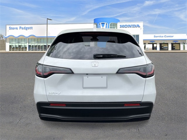 2026 Honda HR-V LX photo 2
