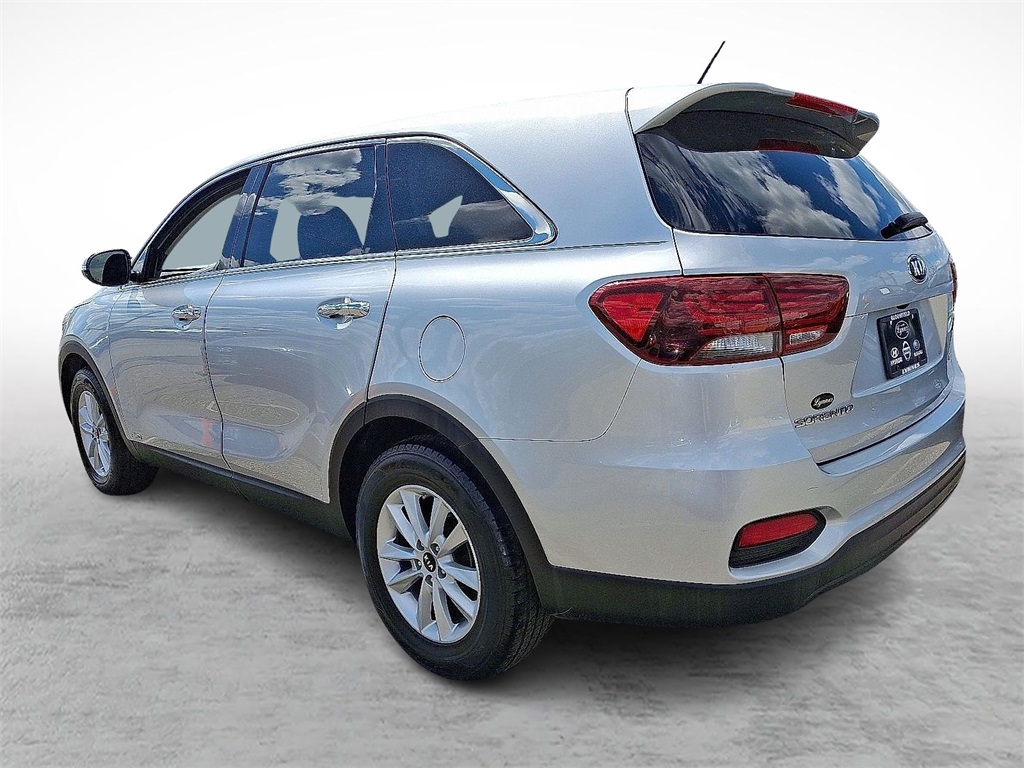 2020 Kia Sorento LX photo 7