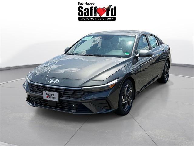 2025 Hyundai Elantra Limited's photo