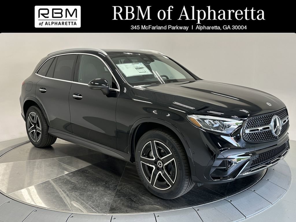 2026 Mercedes-Benz GLC Base's photo