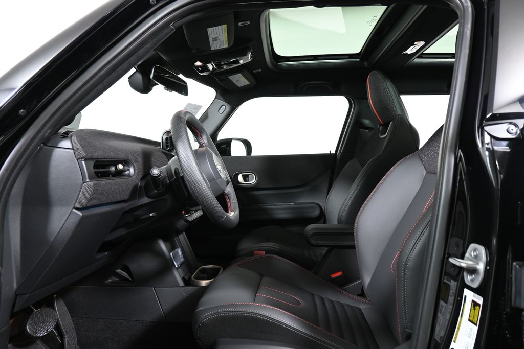 2026 Mini Cooper 4 Door Hardtop S Iconic photo 3