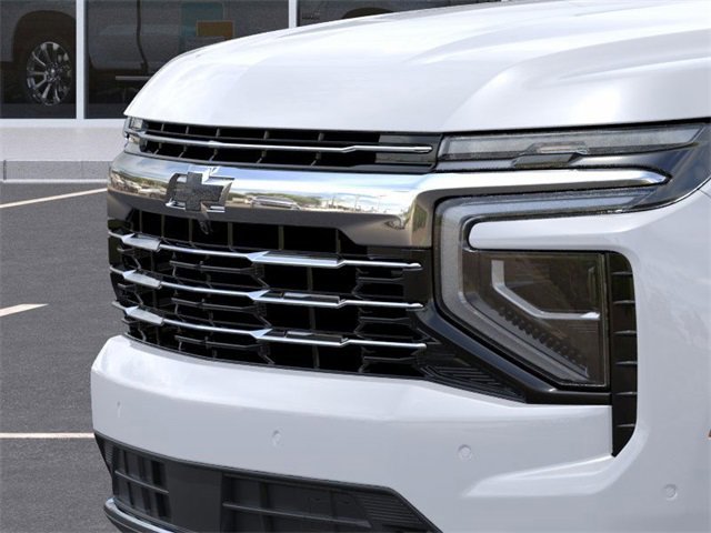 2026 Chevrolet Suburban LT photo 13