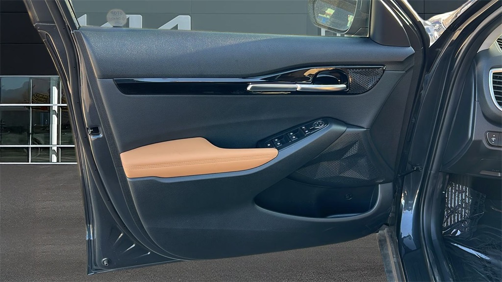 2026 Kia Seltos EX photo 12
