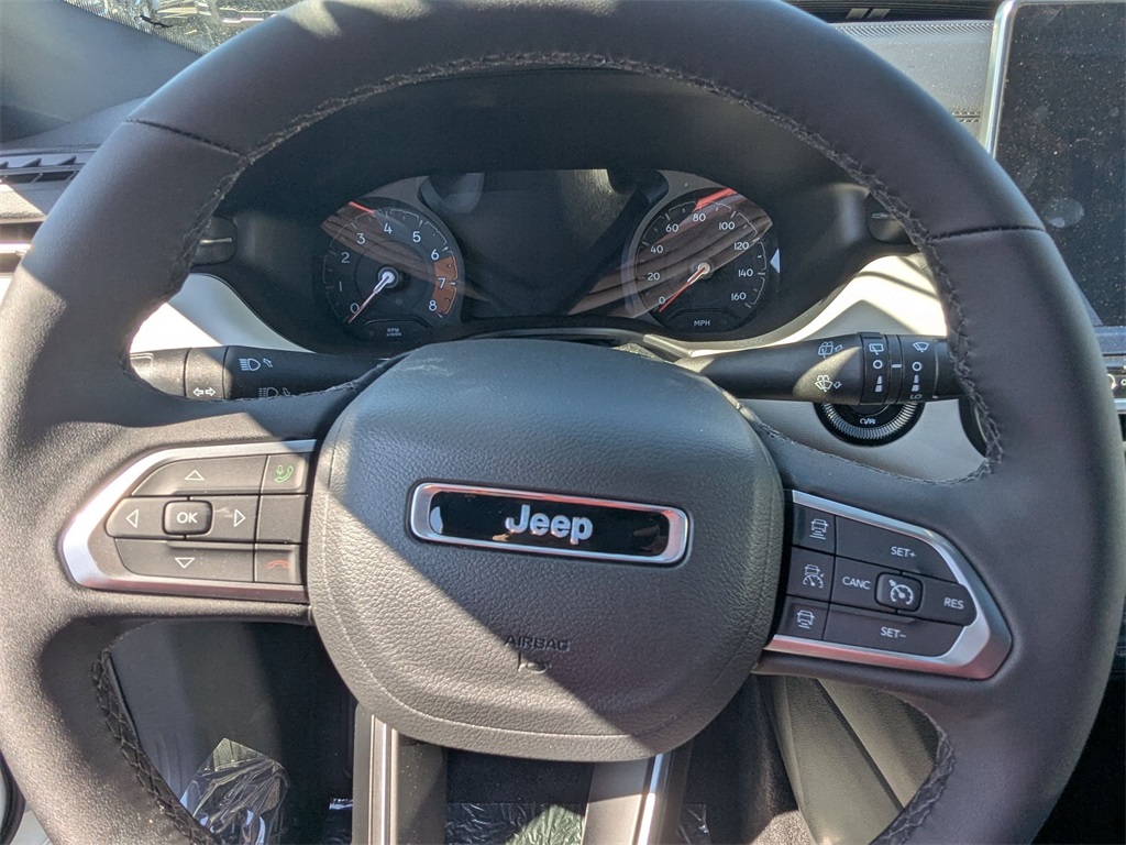 2025 Jeep Compass Limited photo 12