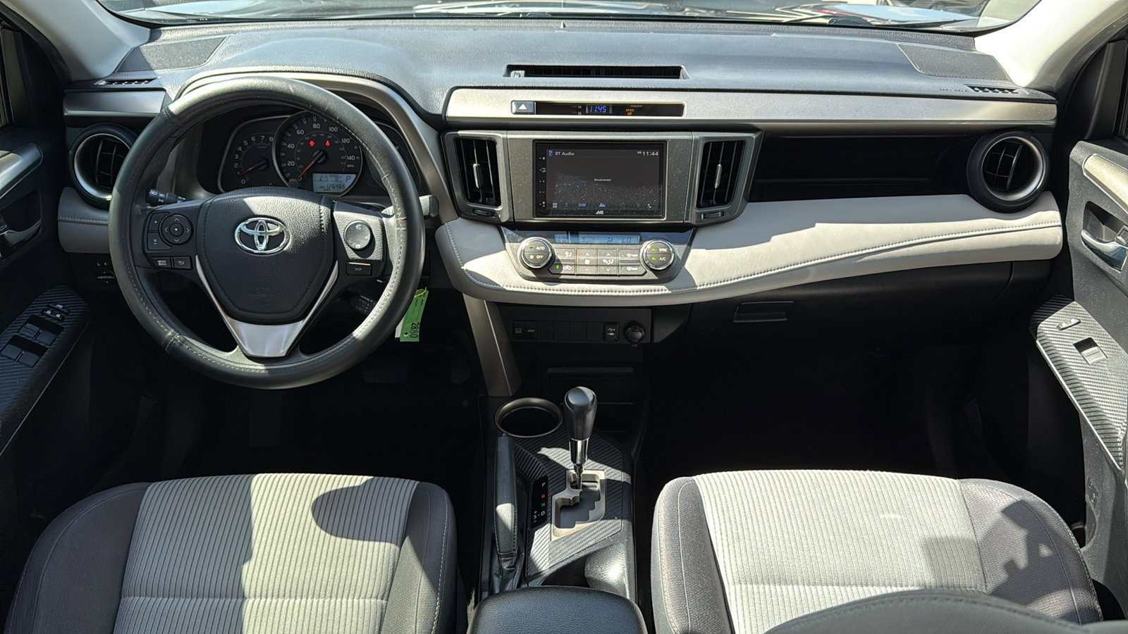 2015 Toyota RAV4 XLE photo 11