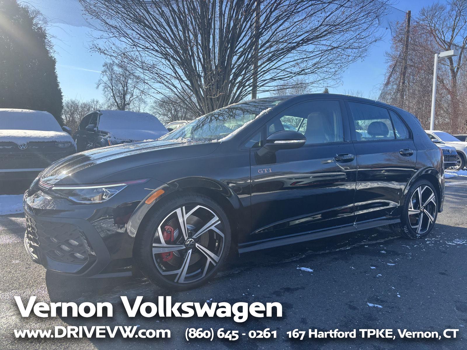 2026 Volkswagen Golf GTI SE's photo