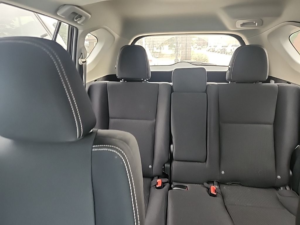 2013 Toyota RAV4 XLE photo 16
