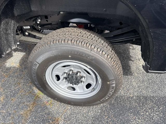 2026 Ford F-350 photo 6
