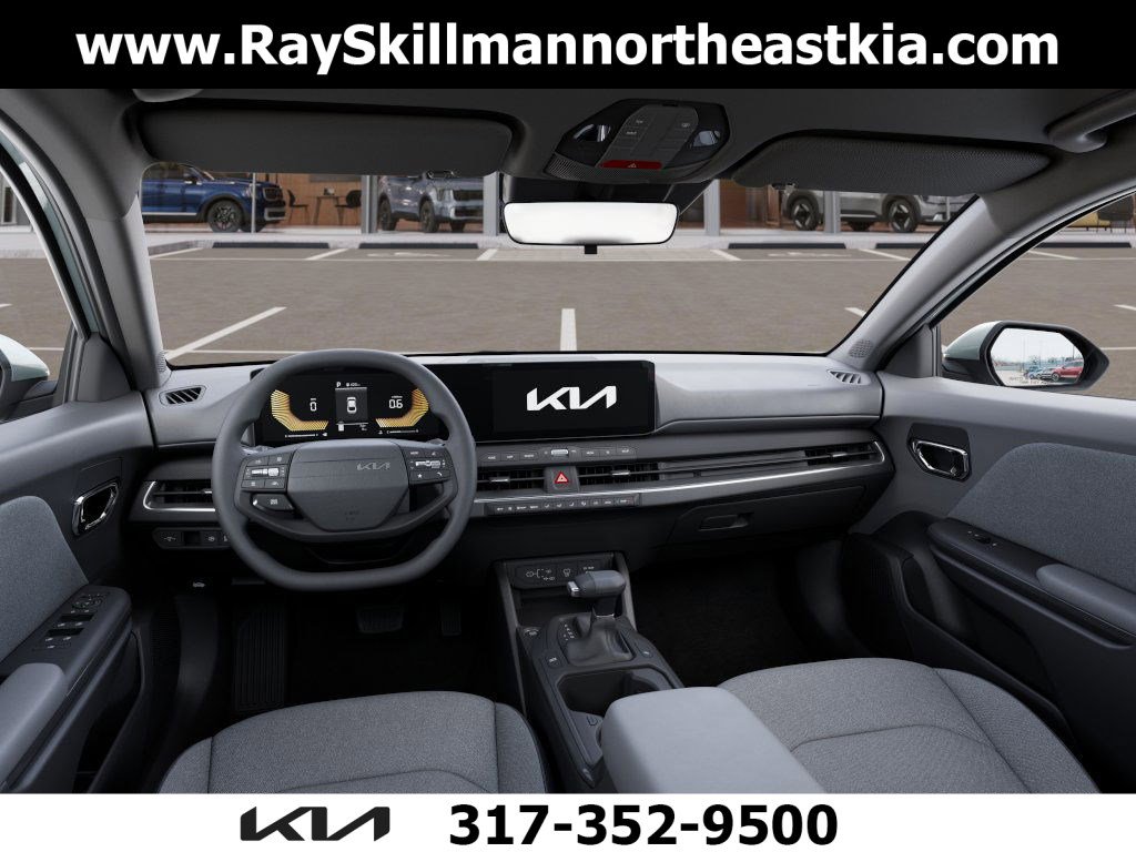 2025 Kia K4 LXS photo 12