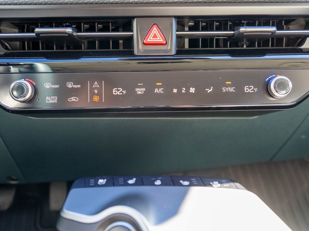 2025 Kia EV6 Wind photo 25